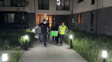 Koku üzerine girilen evde ceset bulundu