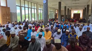 Bayramda 37 milyon ihtiyaç sahibine kurban eti ulaştırıldı