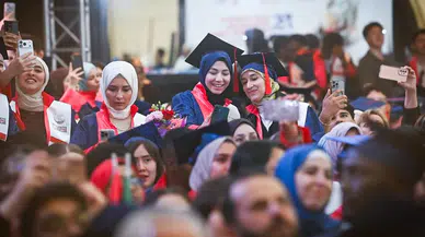 Türkiye bursları dünyaya 2 bin 800 yeni gönül elçisi kazandırdı