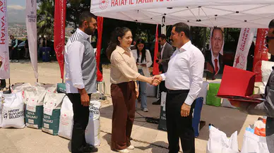 1387 depremzede çiftçiye tohum desteğinde bulunuldu