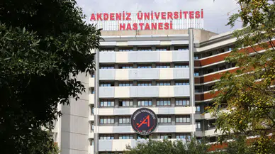 Türkiye'nin üçüncü rahim nakli Akdeniz Üniversitesinde gerçekleştirildi