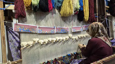 Isparta'nın özgün halıcılık mirası yeniden canlandırılıyor