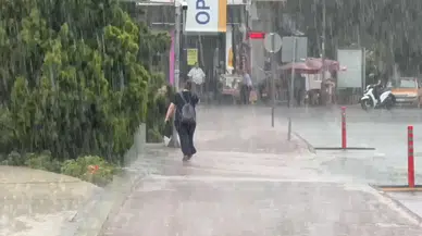Bazı bölgelerde sağanak yağış başladı!