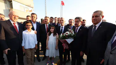 Ticaret Bakanı Ömer Bolat, Habur Sınır Kapısı'nda!