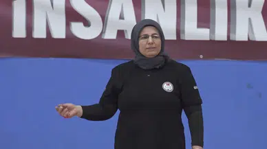 Görme engelli oğlunun spor yolculuğu, annesini golbol hakemi yaptı