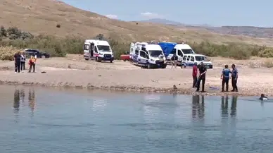 Kızılırmak'ta akıntıya kapılan 3 kişiden 1'i boğuldu, diğeri kayboldu