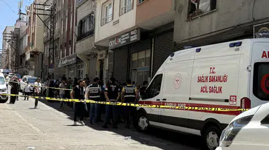 Önce eski eşini bıçakladı sonra kendi canına kıydı