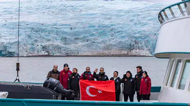 Türk bilim insanları 6. kez Arktik’te! Bakan Kacır da eşlik ediyor