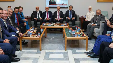 TBMM Başkanı Kurtulmuş, muhalefet ve iktidar kulislerini ziyaret etti