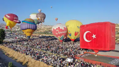 Kapadokya Balon Festivali, 9 ülkenin gösterisiyle sona erdi