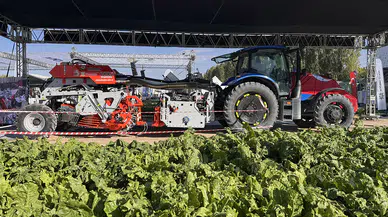 TÜBİTAK desteğiyle pancar hasat makinesi ürettiler