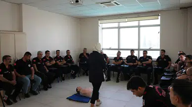 Kahramanmaraş’ta itfaiye personelinin ilk yardım eğitimi
