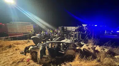 Gaziantep'te meydana gelen feci kazada 7 kişi öldü, 13 kişi yaralandı