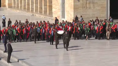 Yargıtay heyetinden adli yılın açılışı dolayısıyla Anıtkabir'e ziyaret