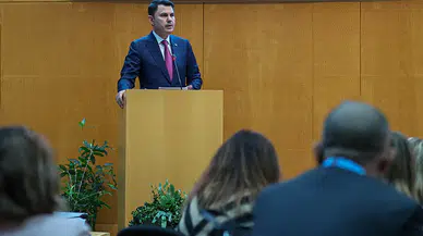 Bakan Kurum, ‘Hep birlikte dünyanın yükselen ateşini düşürmeliyiz’