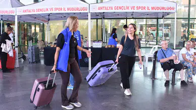 Antalya'ya gelen öğrencileri Gençlik ve Spor İl Müdürlüğünce karşılandı