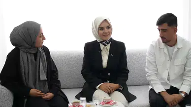 Yeni evli çiftin ilk misafiri Bakan Göktaş oldu