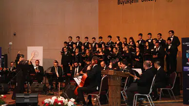 Kahramanmaraş’ta 66 kişilik Maarif Orkestrası sahne aldı