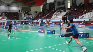 Büyükler Türkiye Badminton Şampiyonası Hatay’da başladı