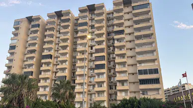 Şarkıcı Atilla Taş'ın kızı apartmanın 14. katından düşerek öldü