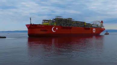 Türkiye'nin ilk yüzer üretim platformu Osman Gazi görev yerine uğurlanıyor