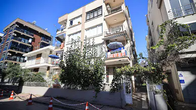 Çatlak nedeniyle tahliye edilen apartman inceleniyor