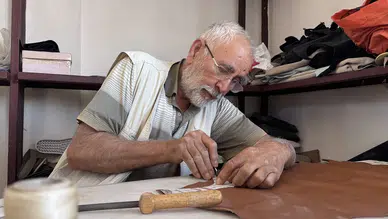 El işçiliğiyle 20 metrekarelik atölyeden dünya pazarına