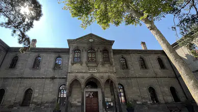 Milli Mücadele kahramanlarının Taş Mektep’i 133 yıllık eğitim serüvenini sürdürüyor
