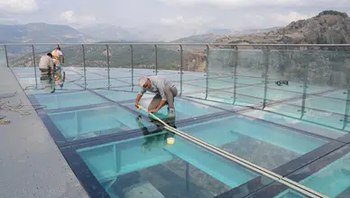 Kahramanmaraş’ta Ali Kayası Cam Teras’ta bakım çalışması başladı