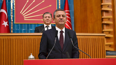 Emekliyi aç bırakanlara Özel’den kırmızı kart