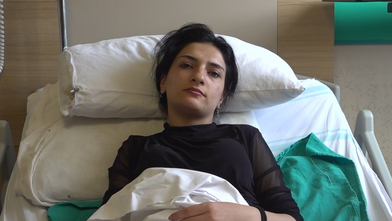 Karın ağrısı için kullandığı sıcak su torbası patlayınca genç kız hastanelik oldu