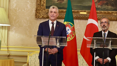 Ticaret Bakanı Ömer Bolat, Portekiz Dışişleri Bakanı Rangel ile görüştü