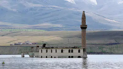 Gümüşören Barajı'nda eski yerleşim yerleri yeniden sular altında kaldı