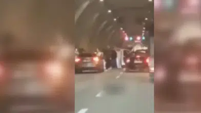 Tüneli kapatan düğün konvoyundaki araçlara ceza yağdı