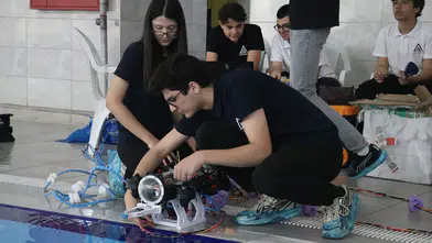 Su altı aracı tasarlayan öğrenciler Kanada'daki dünya finalinde yarışacak
