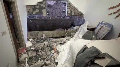 İstinat duvarı çökünce binadakiler tahliye edildi