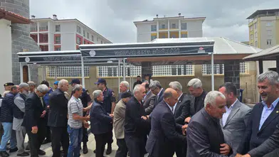 160 yıllık camide bayramlaşma töreni