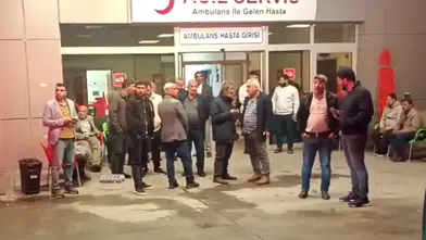 Üvey kardeşler arasında çıkan silahlı kavgada 2 kişi öldü