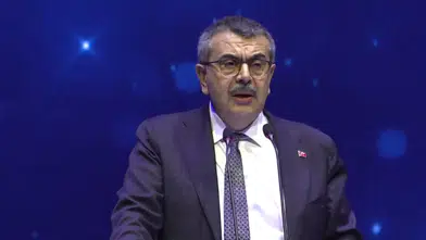 Bir evladımız sessizce uzaklaşıyorsa mutlaka fark edeceğiz