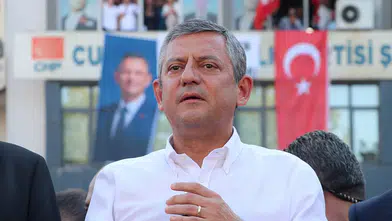 CHP Grup Başkanı Özel, Gaziantep'te temaslarda bulundu