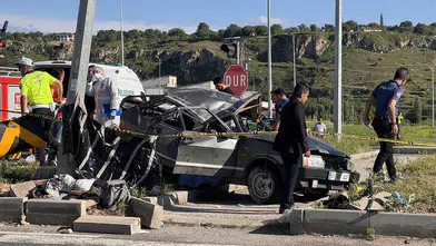 Kayseri'de iki otomobilin çarpıştığı kazada 3 kişi öldü, 5 yaralı