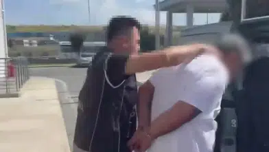 Göçmen kaçakçılığından aranan şüpheli havalimanında yakalandı