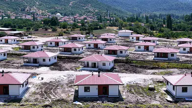 Sındırgı afet konutları hızla tamamlanıyor