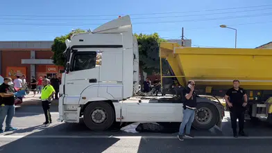 Muğla'da tırın çarptığı yaya hayatını kaybetti