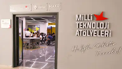 MAKÜ'de TÜBİTAK destekli "Milli Teknoloji Atölyesi Yaz Okulu" başladı