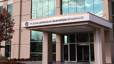 Kara yoluna dökülen boyayla ilgili 2 firmaya ceza yağdı