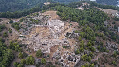 Antalya'daki Rhodiapolis Antik Kenti'nde kazılara yeniden başlıyor