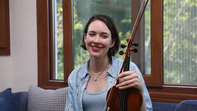 Amerikalı keman virtüözünün Türkiye'deki müzik serüveni