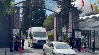 Arif Ahmet Denizolgun'un mezarı açıldı