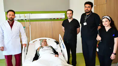 Hastanın karnından yaklaşık 20 kilogramlık tümör çıkarıldı